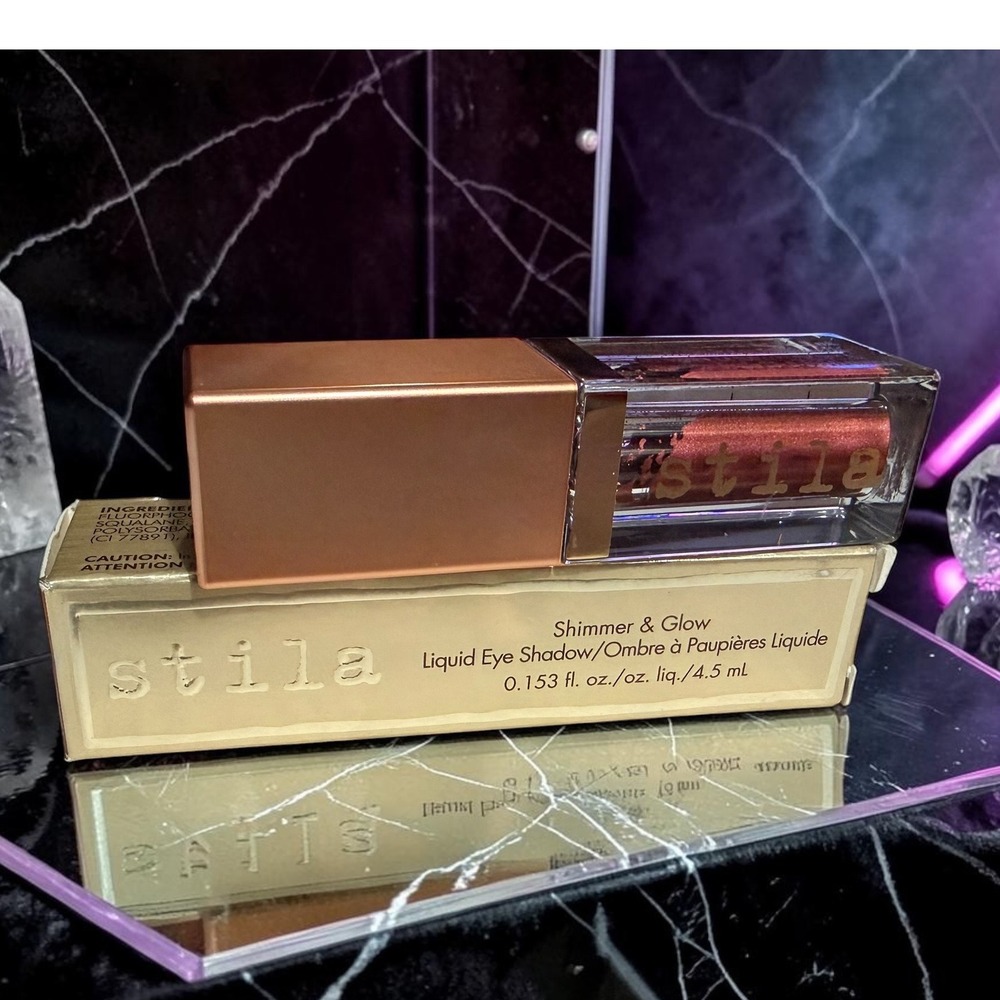 Stila - Shimmer & Glow Liquid Eye Shadow - Shade: Pigalle - *NIB*